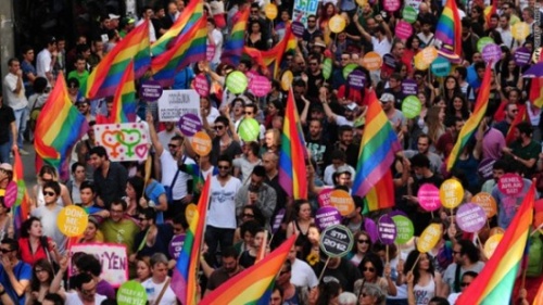 Haber | “Direniş” LGBT Onur Haftası’yla Devam Edecek!