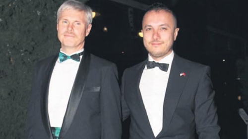 Haber | ABD`li Başkonsolos`tan evlilik hazırlığı