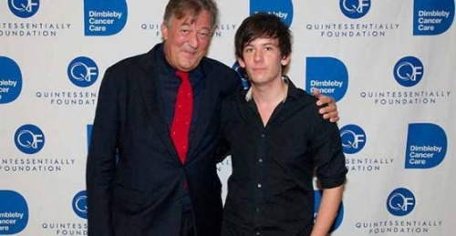 Haber | Stephen Fry, 30 yaş küçük erkekle eşcinsel evlilik yapacak
