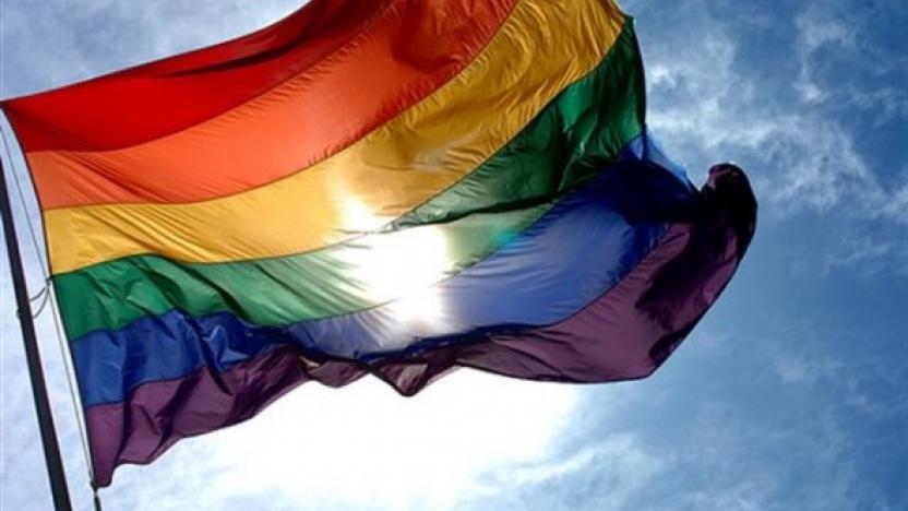 Haber | `Homofobik ve transfobik kitaplar raflardan kaldırılsın`