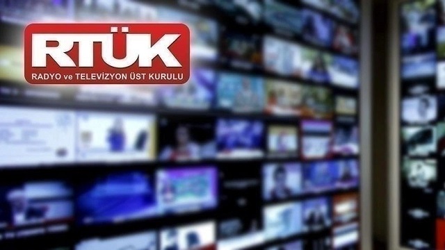 Haber | RTÜK lezbiyen öpüşme cezası kesti ama...