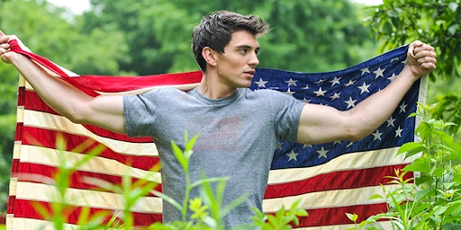 Haber | STEVE GRAND: LGBT İÇİNDEKİ T HARFİNİ UNUTMAMAMIZ GEREKİYOR
