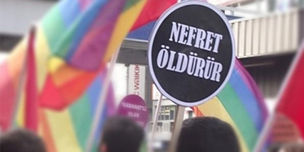 Haber | Bir gecede 3 ayrı kentte 4 trans seks işçisi saldırıya uğradı!
