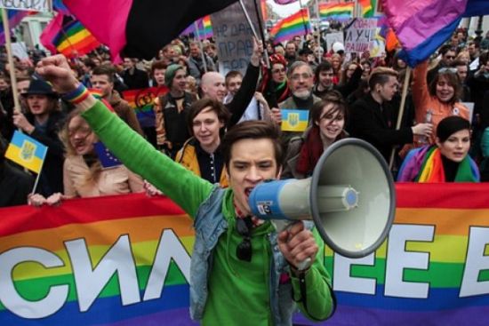 Haber | Homofobik siyasetçi LGBT film festivalini bastı